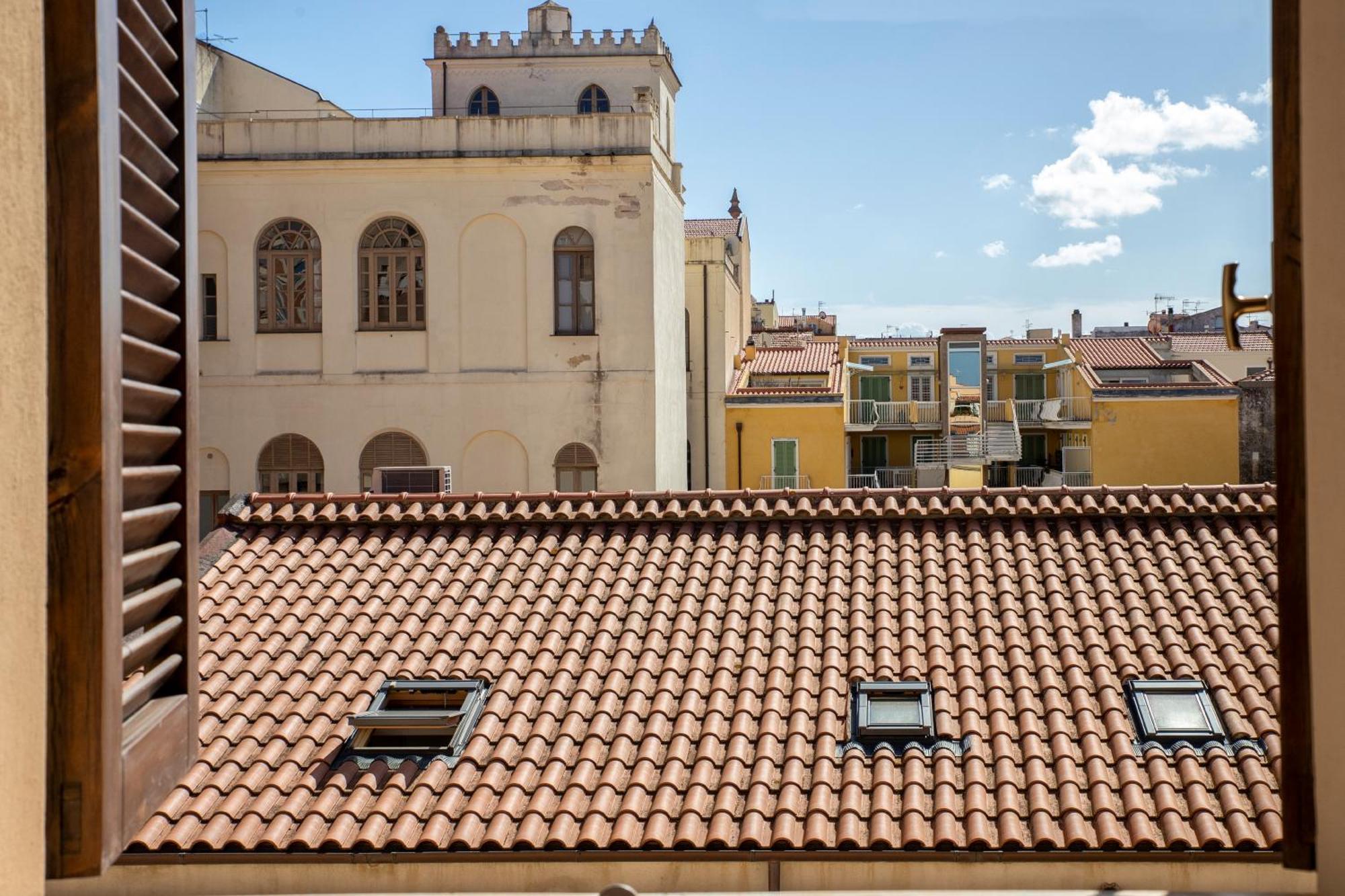 Sardinia Re - Liberty 13 Apartment Sassari Ngoại thất bức ảnh